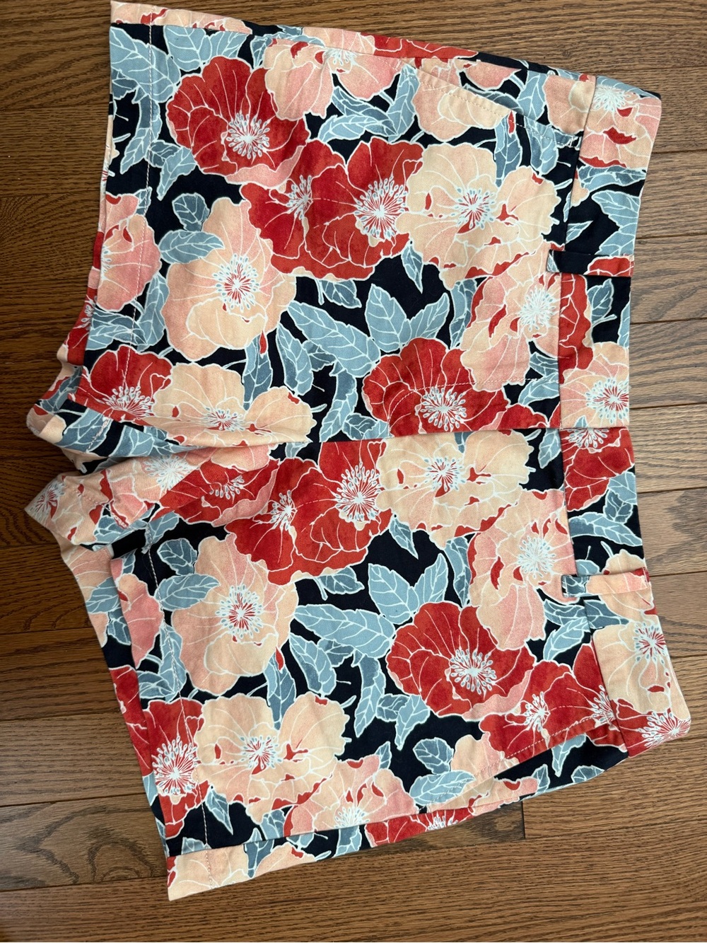 Ann Taylor Loft, Floral Print Bermuda Shorts in Red & Peach on Navy